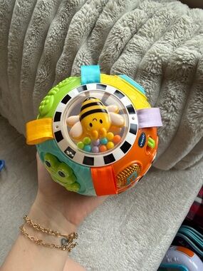 VTech Colorful Bee Activity Ball - Multi-Color Sensory Toy